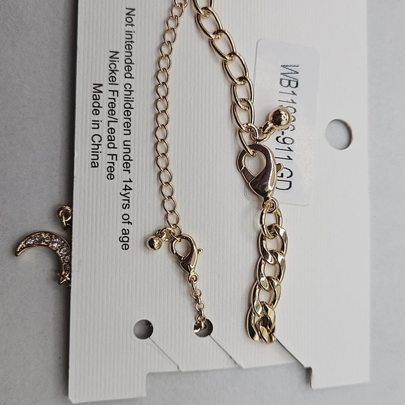Beautiful Women's Bracelet Bundle - Picture 2 of 2